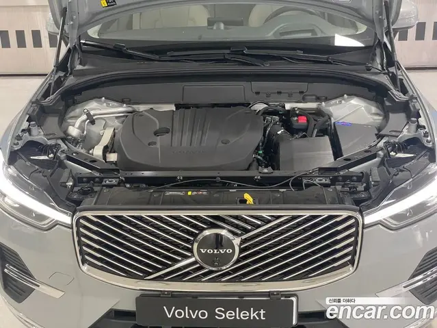 Volvo XC60 2026 2.0 автомат (гидро), миниатюра 6