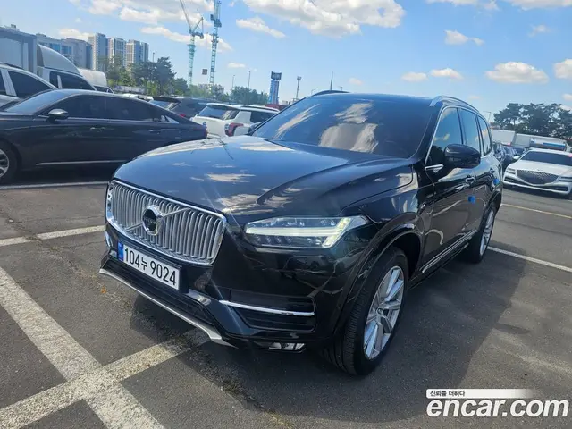 Volvo XC90 2019 2.0 автомат (гидро), миниатюра 2