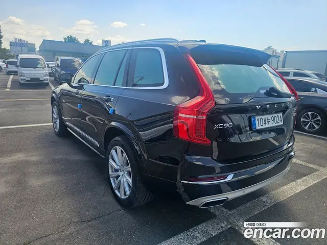 Volvo XC90 2019 2.0 автомат (гидро), миниатюра 7
