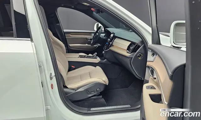 Volvo XC90 2025 2.0 автомат (гидро), миниатюра 11