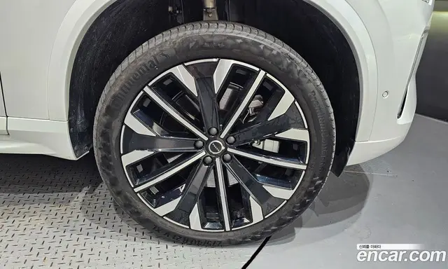 Volvo XC90 2025 2.0 автомат (гидро), миниатюра 5