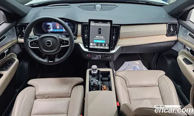 Volvo XC90 2025 2.0 автомат (гидро), миниатюра 7