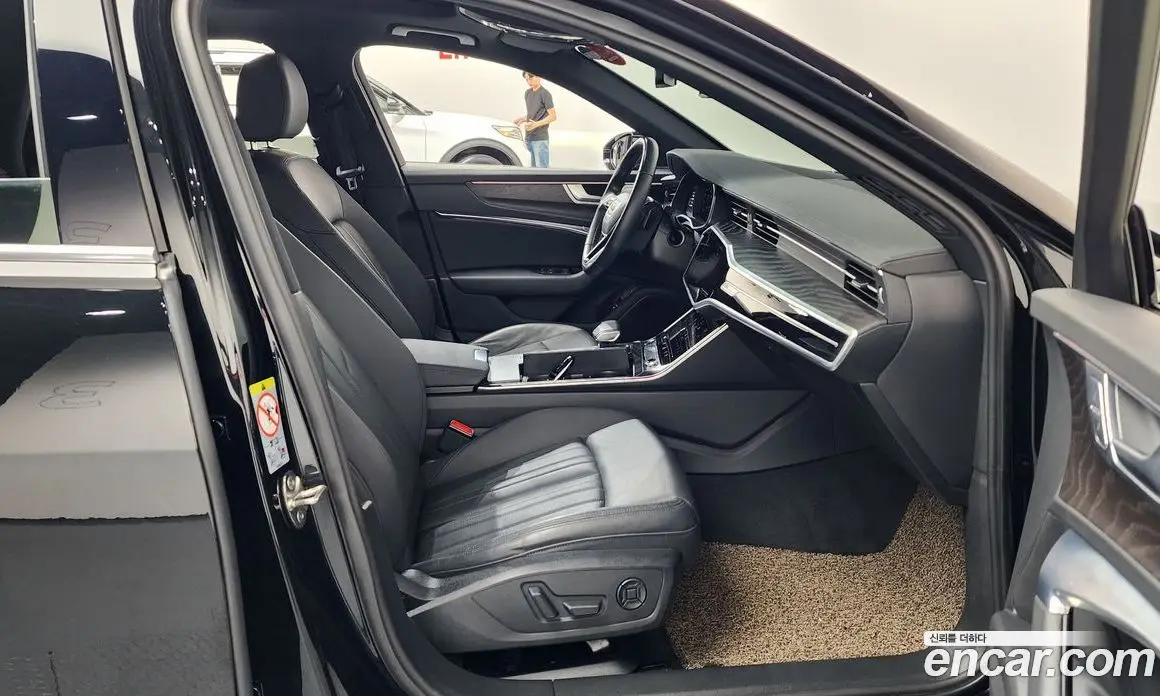 Audi A6 2021 2.0 автомат (гидро), фото 16