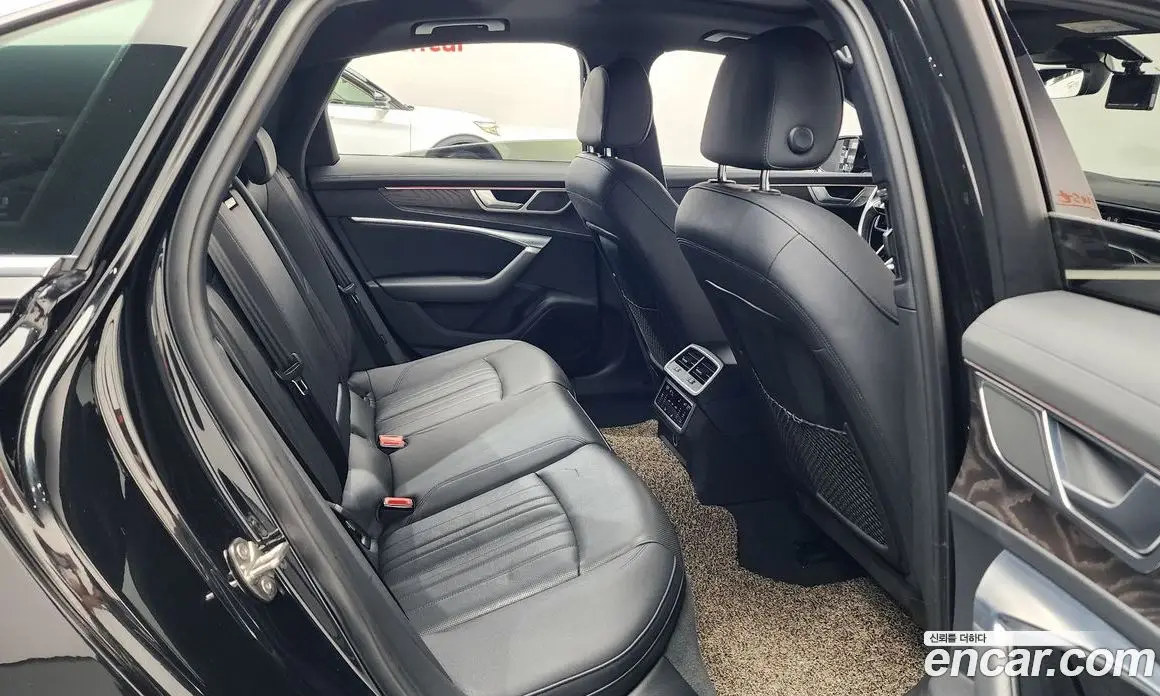 Audi A6 2021 2.0 автомат (гидро), фото 17