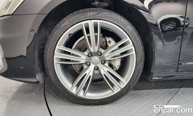 Audi A6 2021 2.0 автомат (гидро), миниатюра 5