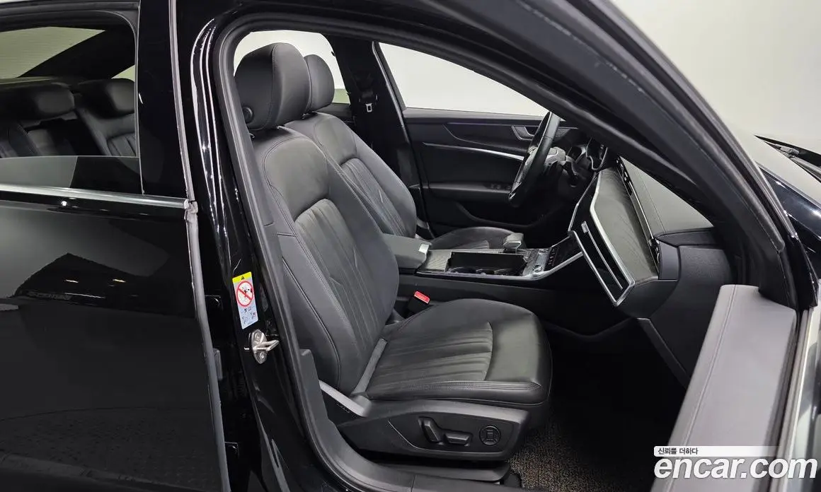 Audi A6 2021 2.0 автомат (гидро), фото 16