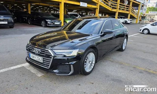 Audi A6 2021 2.0 автомат (гидро), миниатюра 1