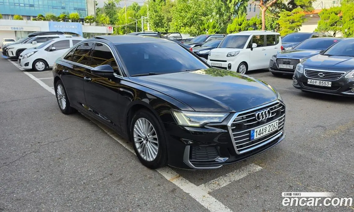 Audi A6 2021 2.0 автомат (гидро), фото 3