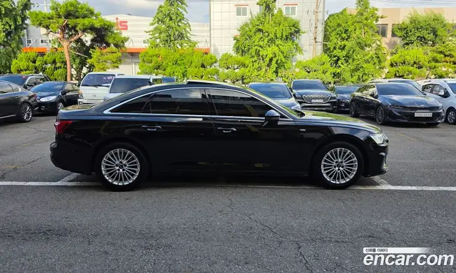 Audi A6 2021 2.0 автомат (гидро), миниатюра 7