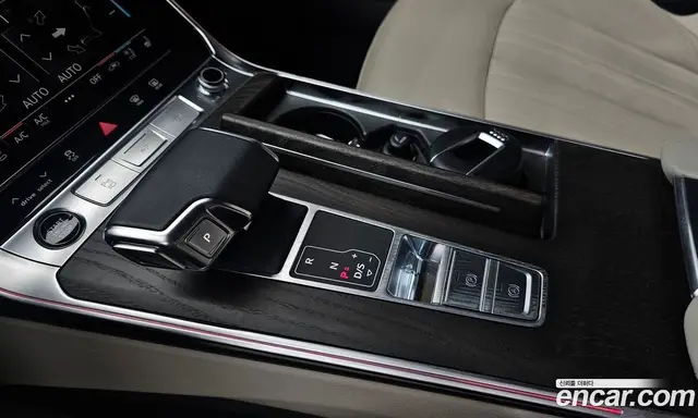 Audi A6 2023 2.0 автомат (гидро), миниатюра 12