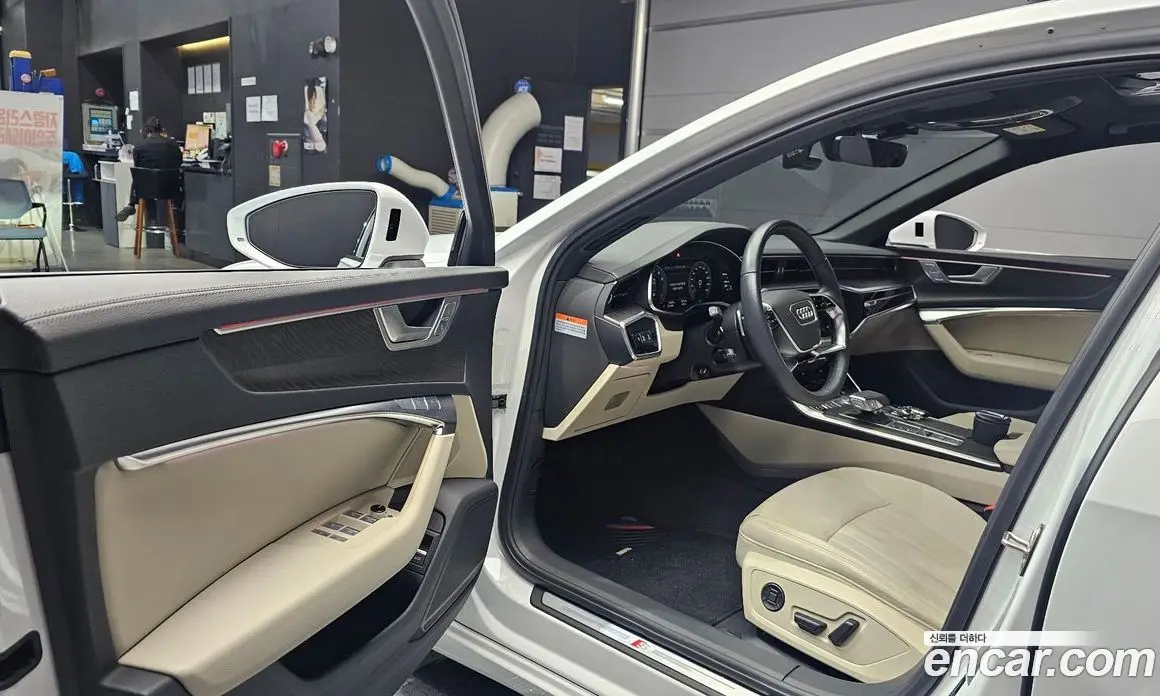 Audi A6 2023 2.0 автомат (гидро), фото 13