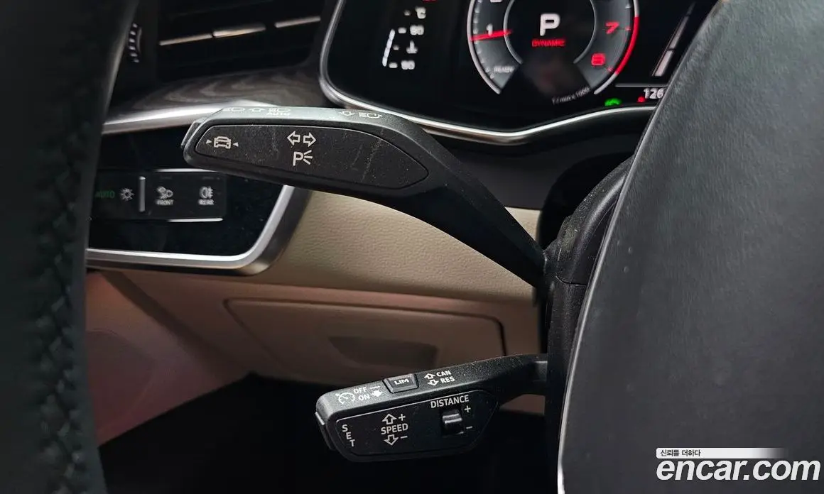 Audi A6 2023 2.0 автомат (гидро), фото 27