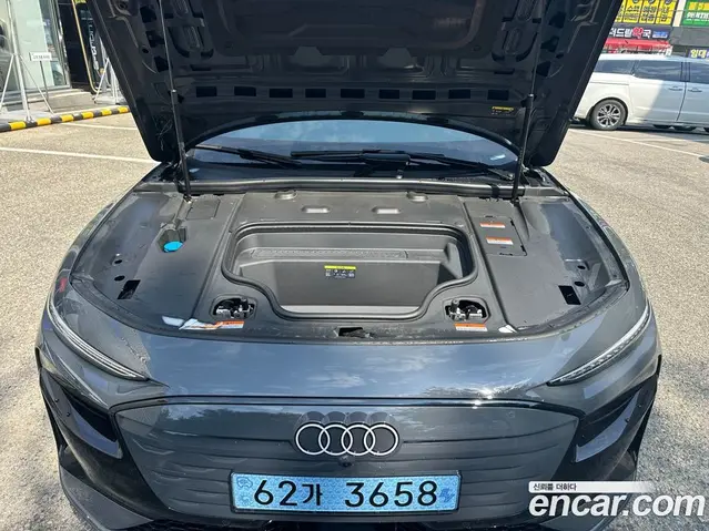 Audi A6 e-tron 2025 автомат (гидро), миниатюра 6 Audi A6 e-tron 2025 автомат (гидро), миниатюра 6