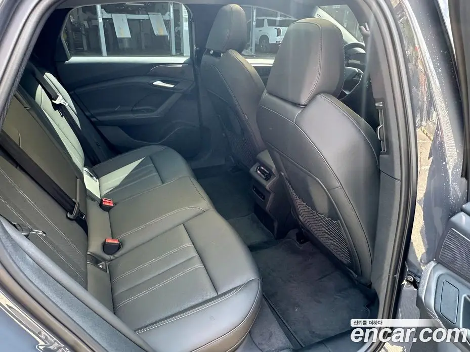 Audi A6 e-tron 2025 автомат (гидро), фото 10 Audi A6 e-tron 2025 автомат (гидро), фото 10