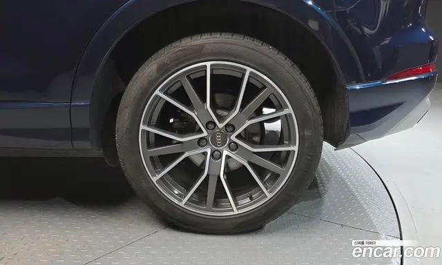 Audi Q3 2020 2.0 автомат (гидро), миниатюра 7