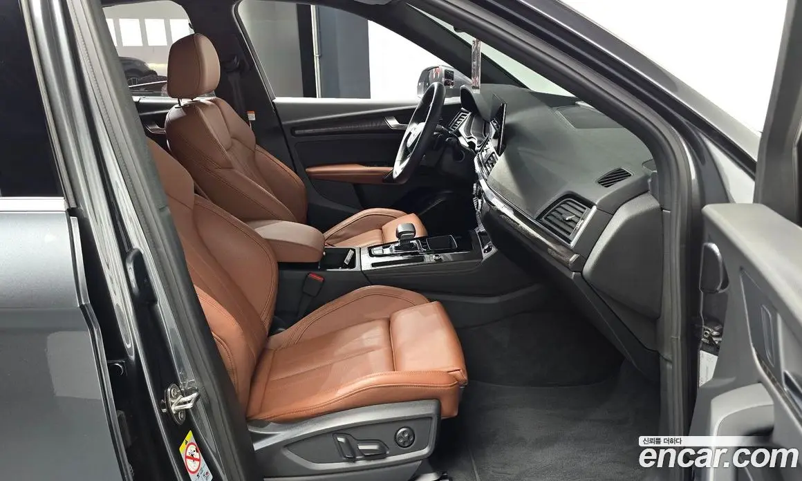 Audi Q5 2023 2.0 автомат (гидро), фото 16
