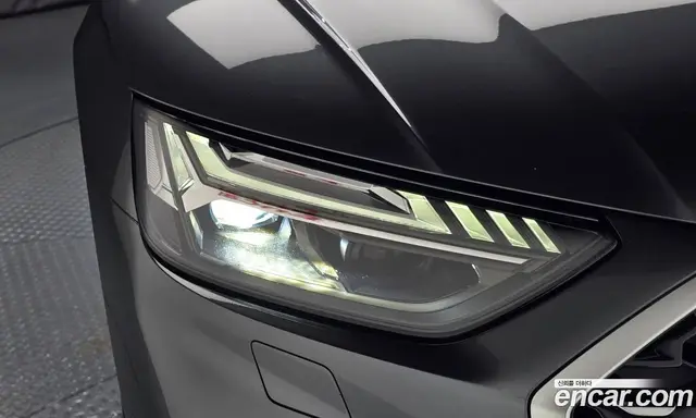 Audi Q5 2023 2.0 автомат (гидро), миниатюра 8