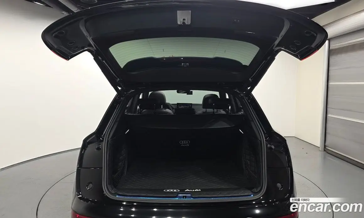 Audi Q5 2024 2.0 автомат (гидро), фото 20