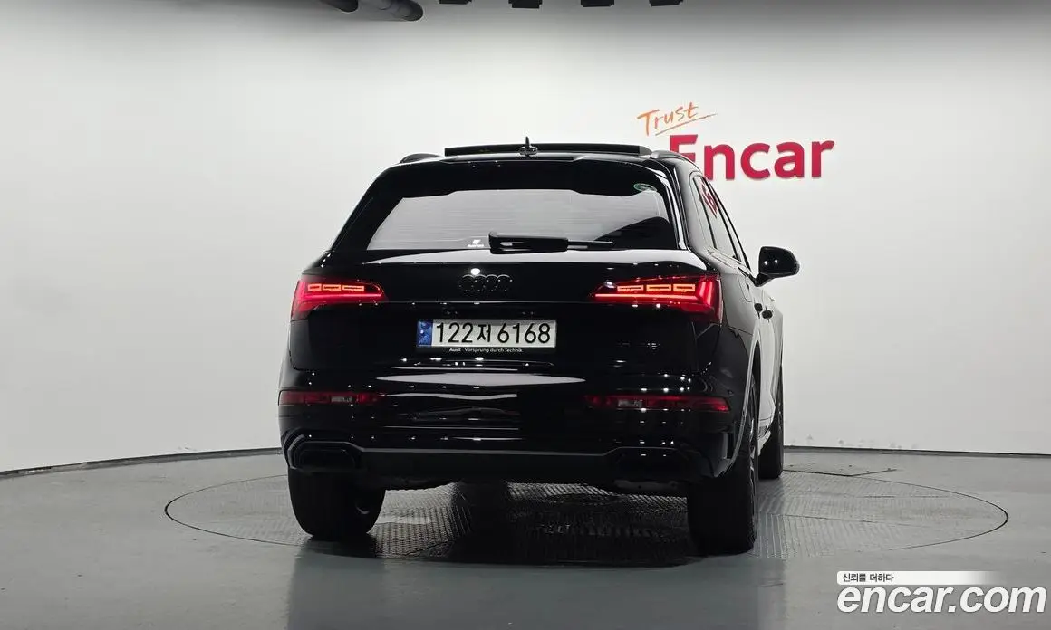 Audi Q5 2024 2.0 автомат (гидро), фото 4