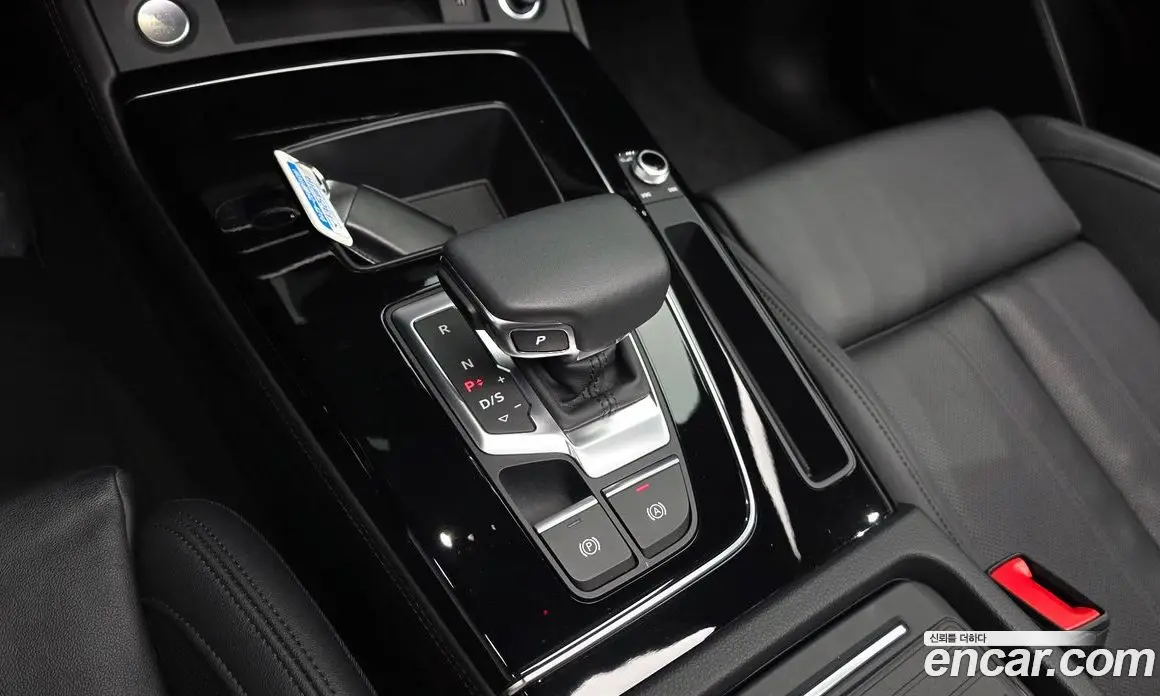 Audi Q5 2024 2.0 автомат (гидро), фото 9