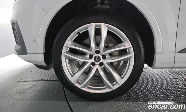 Audi Q7 2023 3.0 автомат (гидро), миниатюра 5