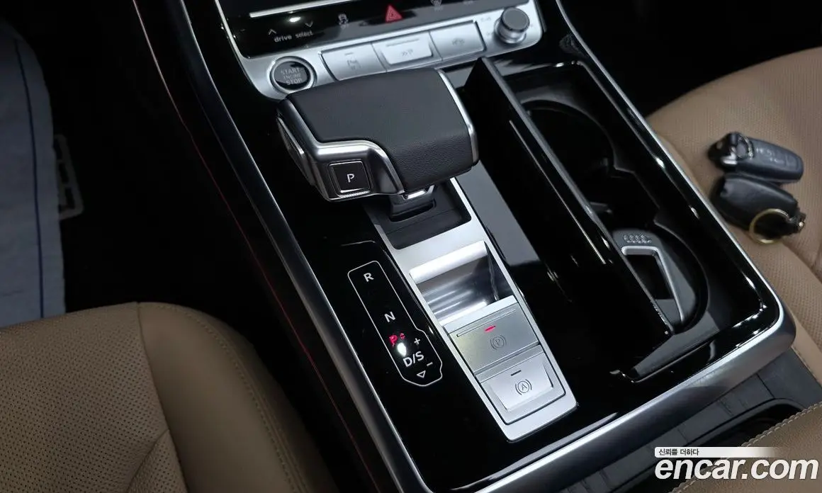 Audi Q7 2023 3.0 автомат (гидро), фото 9