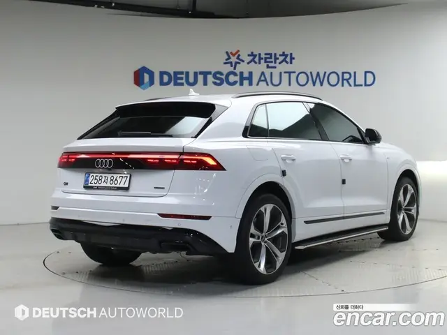 Audi Q8 2025 3.0 автомат (гидро), миниатюра 2