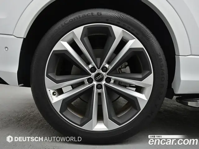 Audi Q8 2025 3.0 автомат (гидро), миниатюра 5