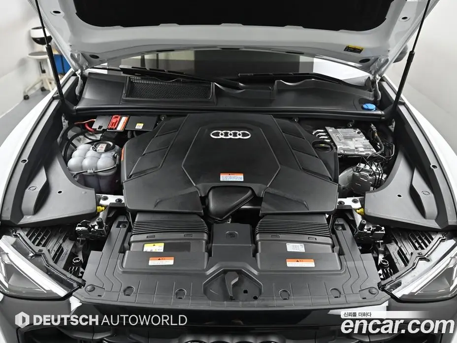 Audi Q8 2025 3.0 автомат (гидро), фото 6
