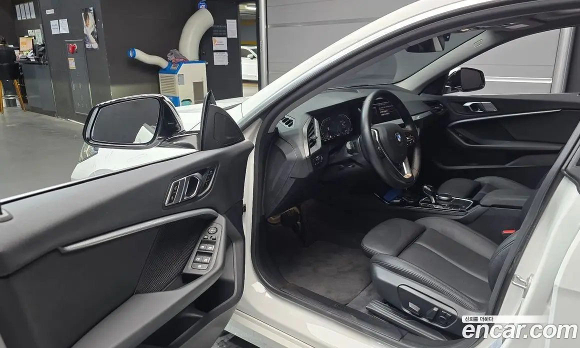BMW 2 серия 2021 2.0 автомат (гидро), фото 13
