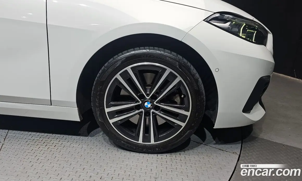 BMW 2 серия 2021 2.0 автомат (гидро), фото 7