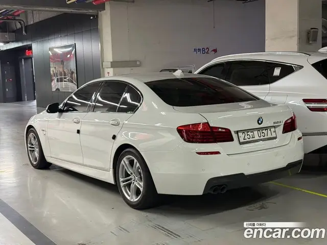 BMW 5 серия 2016 2.0 автомат (гидро), миниатюра 3