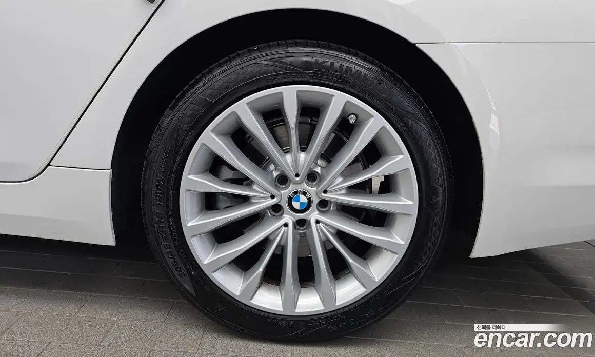 BMW 5 серия 2020 2.0 автомат (гидро), фото 7