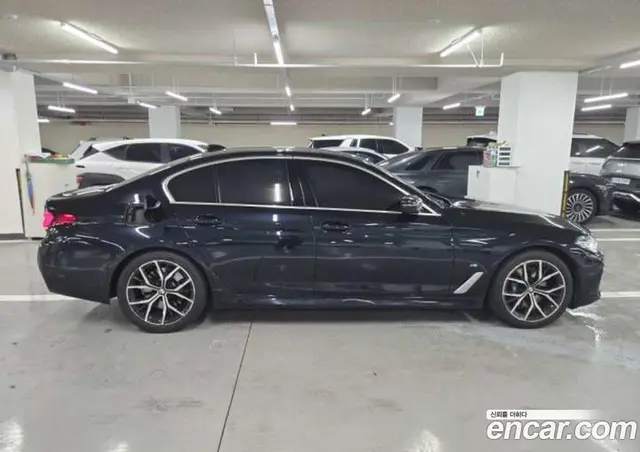 BMW 5 серия 2023 2.0 автомат (гидро), миниатюра 11