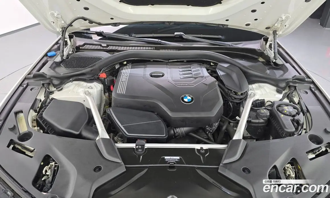 BMW 5 серия 2023 2.0 автомат (гидро), фото 6
