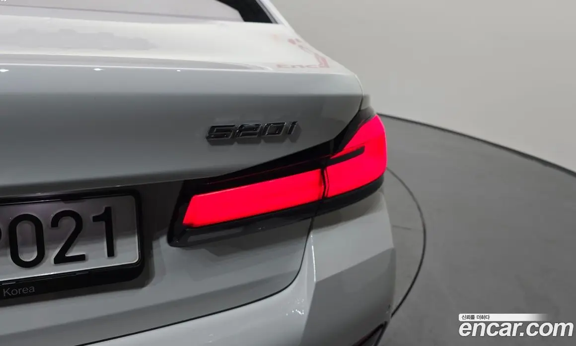 BMW 5 серия 2023 2.0 автомат (гидро), фото 9