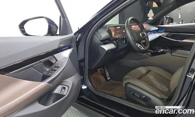BMW 5 серия 2024 2.0 автомат (гидро), миниатюра 10