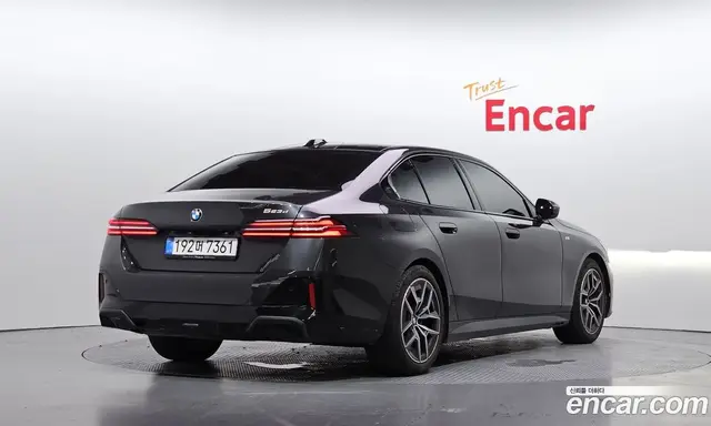 BMW 5 серия 2024 2.0 автомат (гидро), миниатюра 2