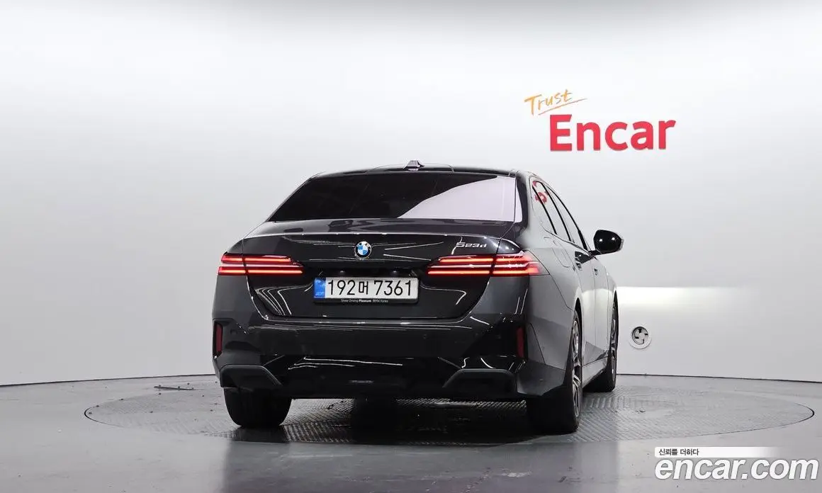 BMW 5 серия 2024 2.0 автомат (гидро), фото 4