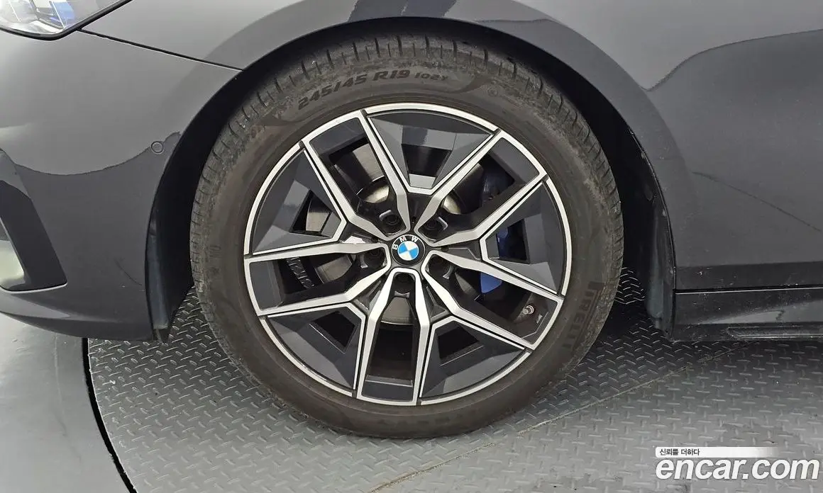 BMW 5 серия 2024 2.0 автомат (гидро), фото 5