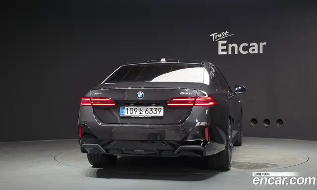 BMW 5 серия 2025 2.0 автомат (гидро), миниатюра 4
