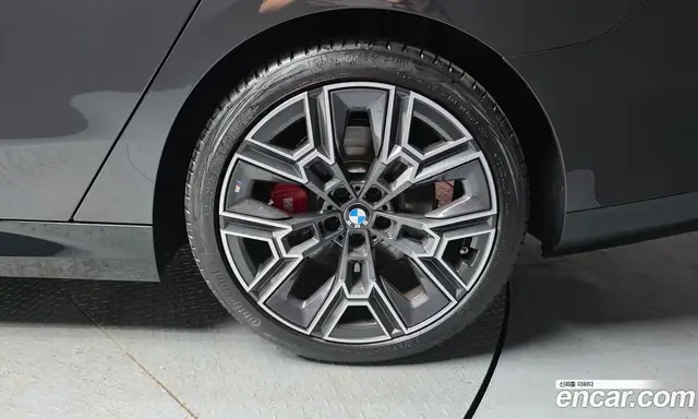 BMW 5 серия 2025 2.0 автомат (гидро), миниатюра 7