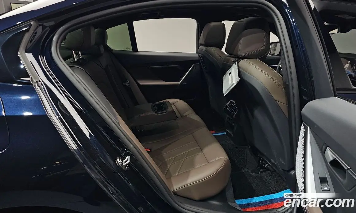 BMW 5 серия 2025 2.0 автомат (гидро), фото 17
