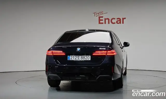 BMW 5 серия 2025 2.0 автомат (гидро), миниатюра 3