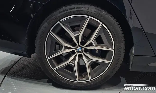 BMW 5 серия 2025 2.0 автомат (гидро), миниатюра 6