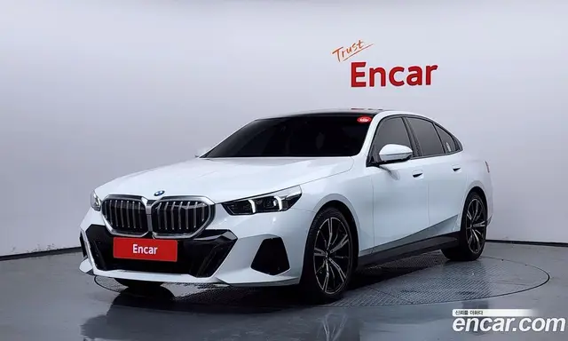 BMW 5 серия 2026 2.0 автомат (гидро), миниатюра 1