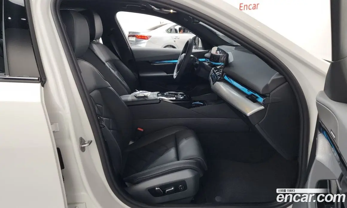 BMW 5 серия 2026 2.0 автомат (гидро), фото 12