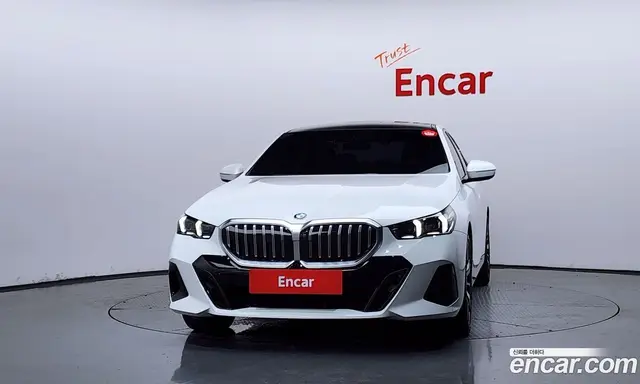 BMW 5 серия 2026 2.0 автомат (гидро), миниатюра 3