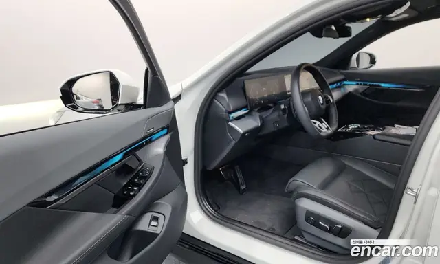 BMW 5 серия 2026 2.0 автомат (гидро), миниатюра 10