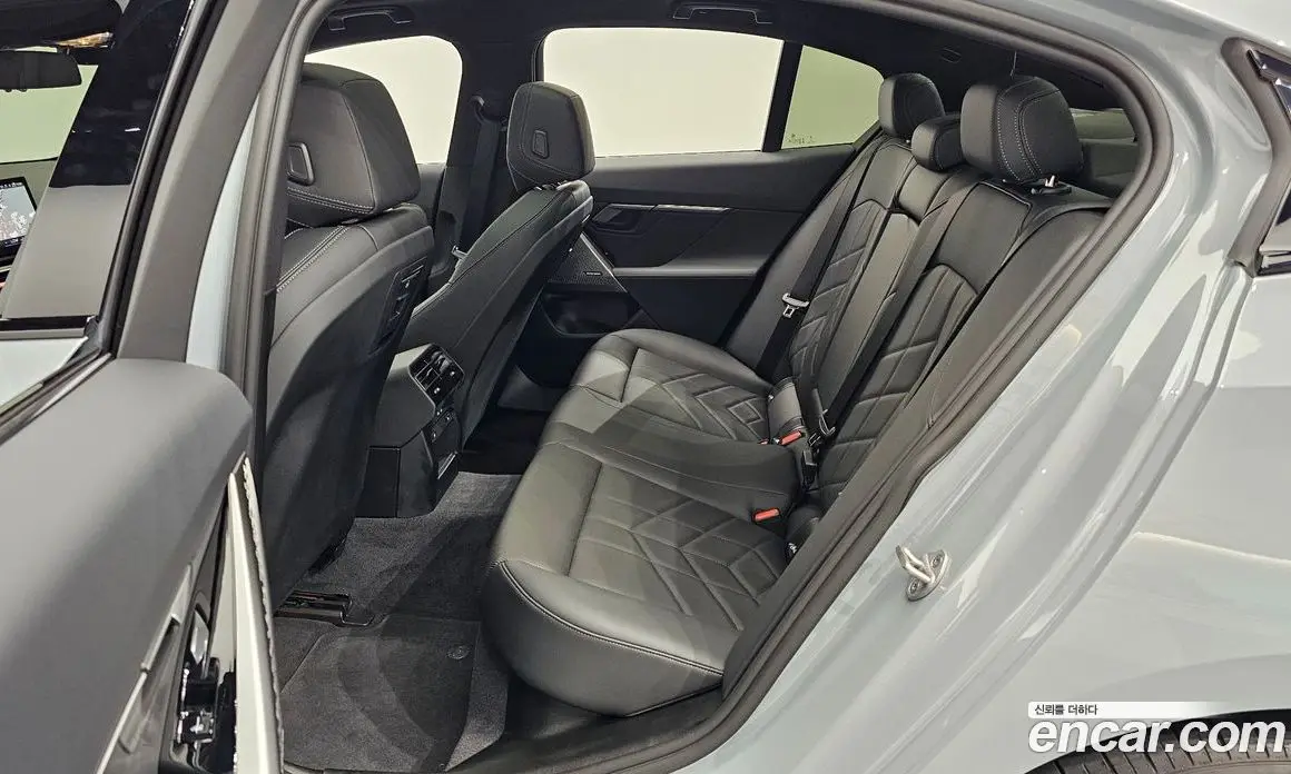 BMW 5 серия 2026 2.0 автомат (гидро), фото 18